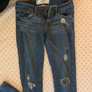 A&F jeans size 2L